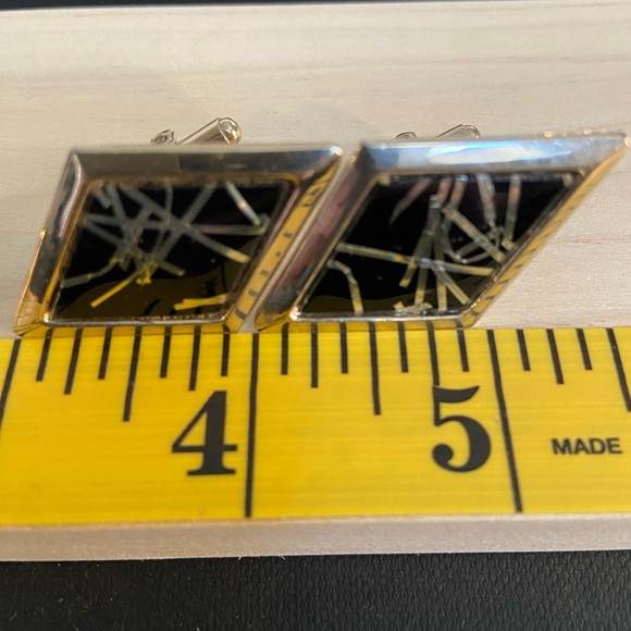 Vintage Cuff Links/Matching Loop Tie Pin/Extra Tie Pin Included - Picture 5 of 8